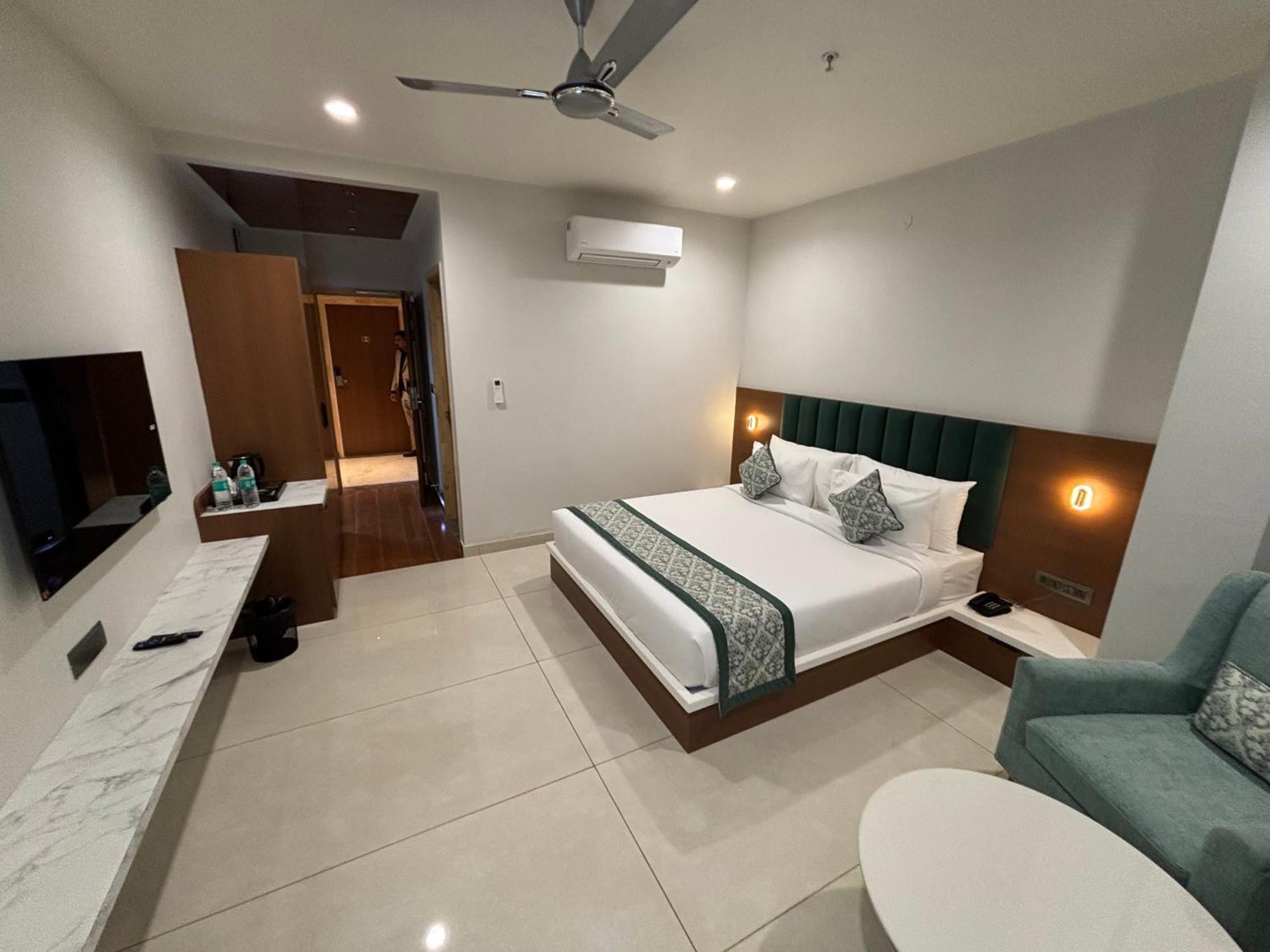 Hotel The Crown Inn Jhunjhunu Eksteriør bilde